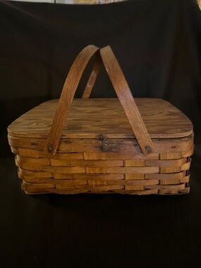 Antique Splitwood Pie Basket / Picnic Basket